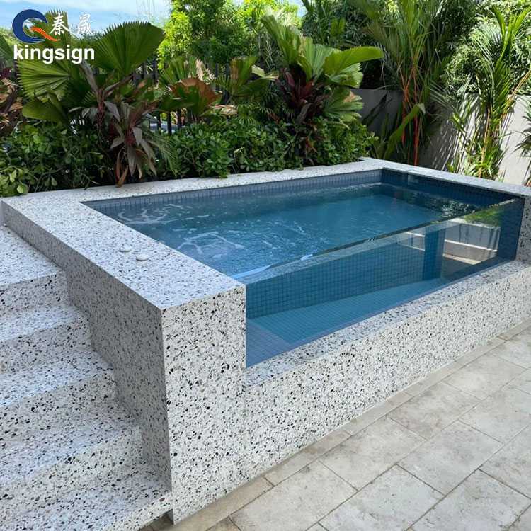 Are there specific cleaning products recommended for maintaining the clarity of spa pool acrylic windows?