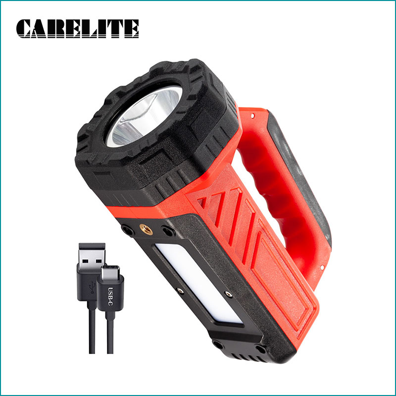 Does the multifunctional flashlight need to be charged?