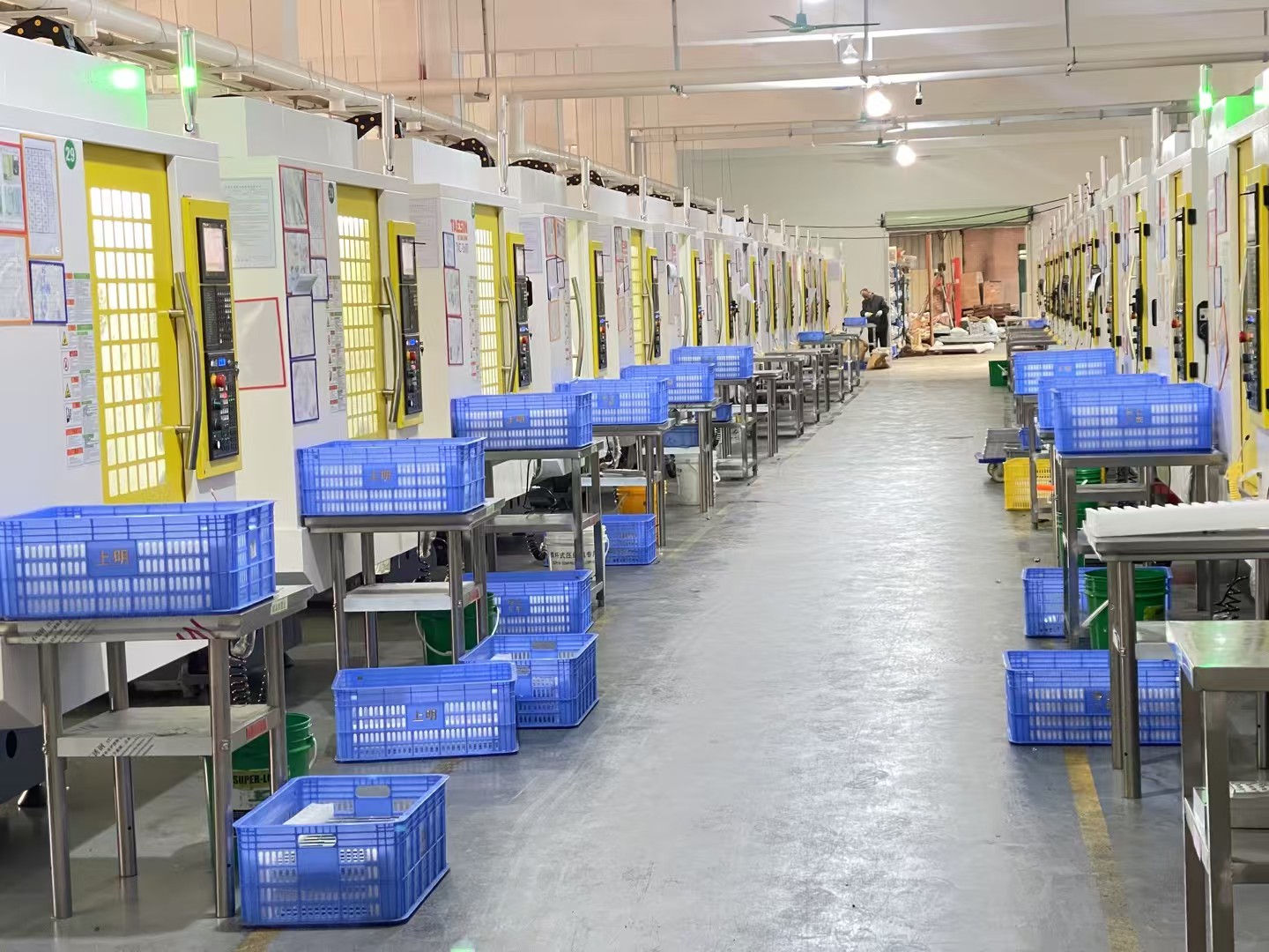 OEM Wardrobe Rail Guide for Furniture Manufacturers